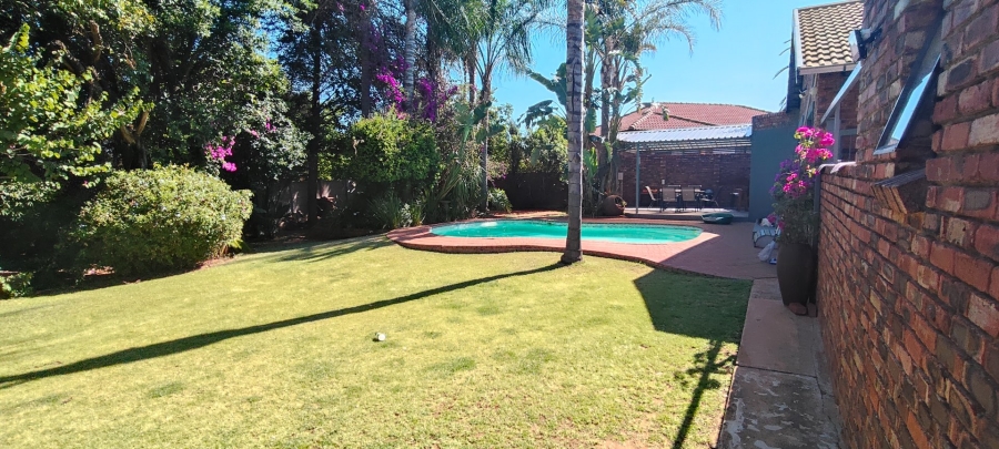 4 Bedroom Property for Sale in Doringkruin North West